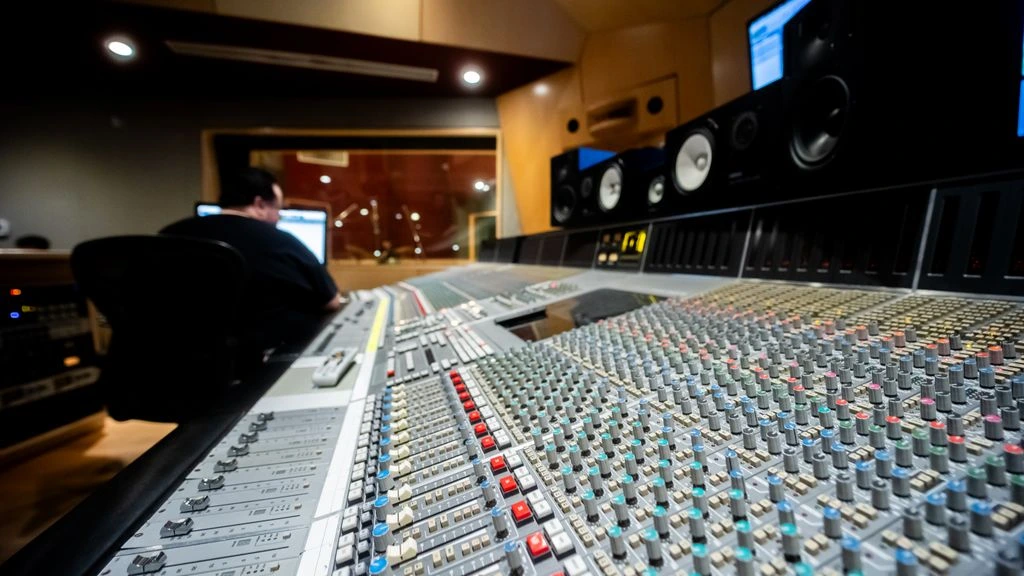 Gemix Audio mastering studio console with VU meters